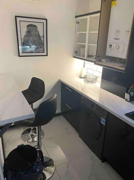 Lovely 2 Bedroom With Private Garden Édimbourg Royaume-Uni